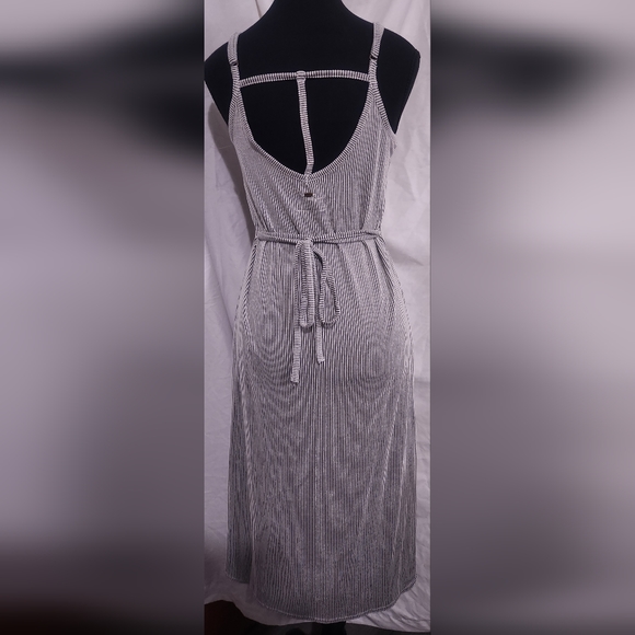 O'Neil dress - Picture 2 of 6